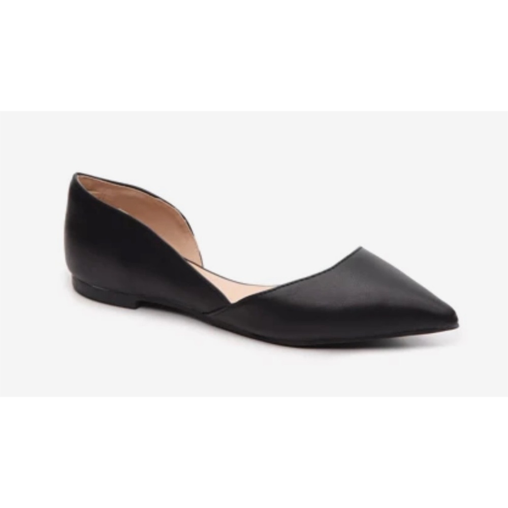 Journee Cortini Flats WIDE!